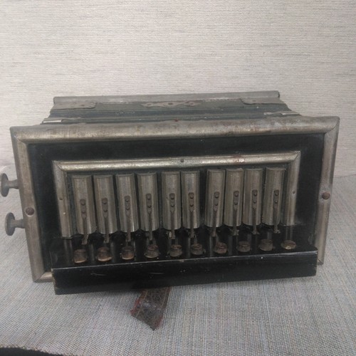 Button Accordion Junk for Parts F/S Old Vintage Retro Made in Germany from Japan - Picture 7 of 11