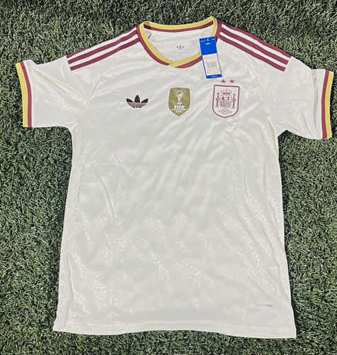 adidas Spain National Team Soccer Jersey 1 of 1 size large