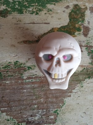 Vintage Rubber Toy Skull Skeleton Spitball Water Squirt 1988 LJN