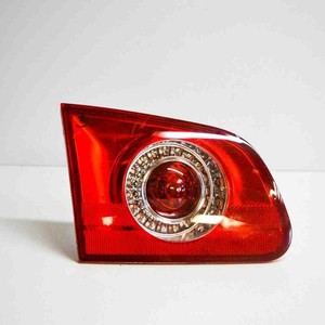 VW PASSAT Variant B6 3C5 Heckklappenleuchte links 3C9945093 1.6 Benzin 3556507