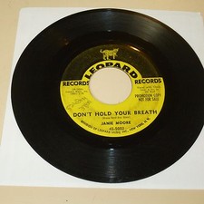 NORTHERN SOUL 45 RPM RECORD - JANIE MOORE - LEOPARD 5002 - PROMO