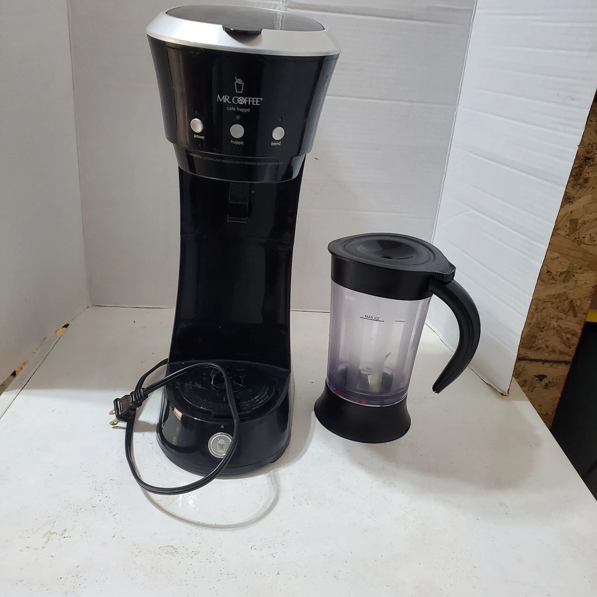 Mr. Coffee Cafe Frappe Maker BVMC-FM1 Automatic 20oz Coffee Blender