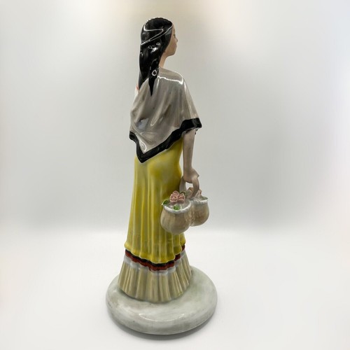 Ältere Porzellan Figur Dame mit Rosenkorb - Bild 2 von 3