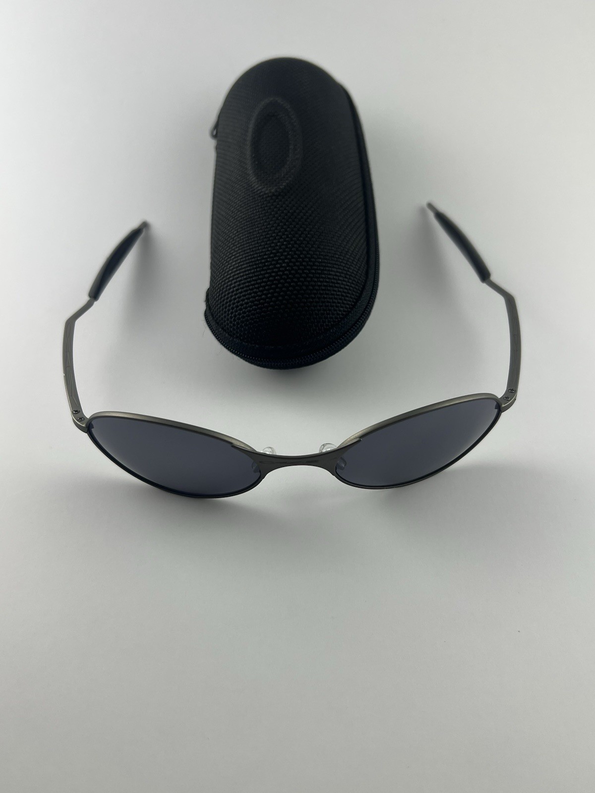 Oakley E Wire 1.0 Light Frame Black Iridium Lens 05-500 Gen 1 90’s RARE