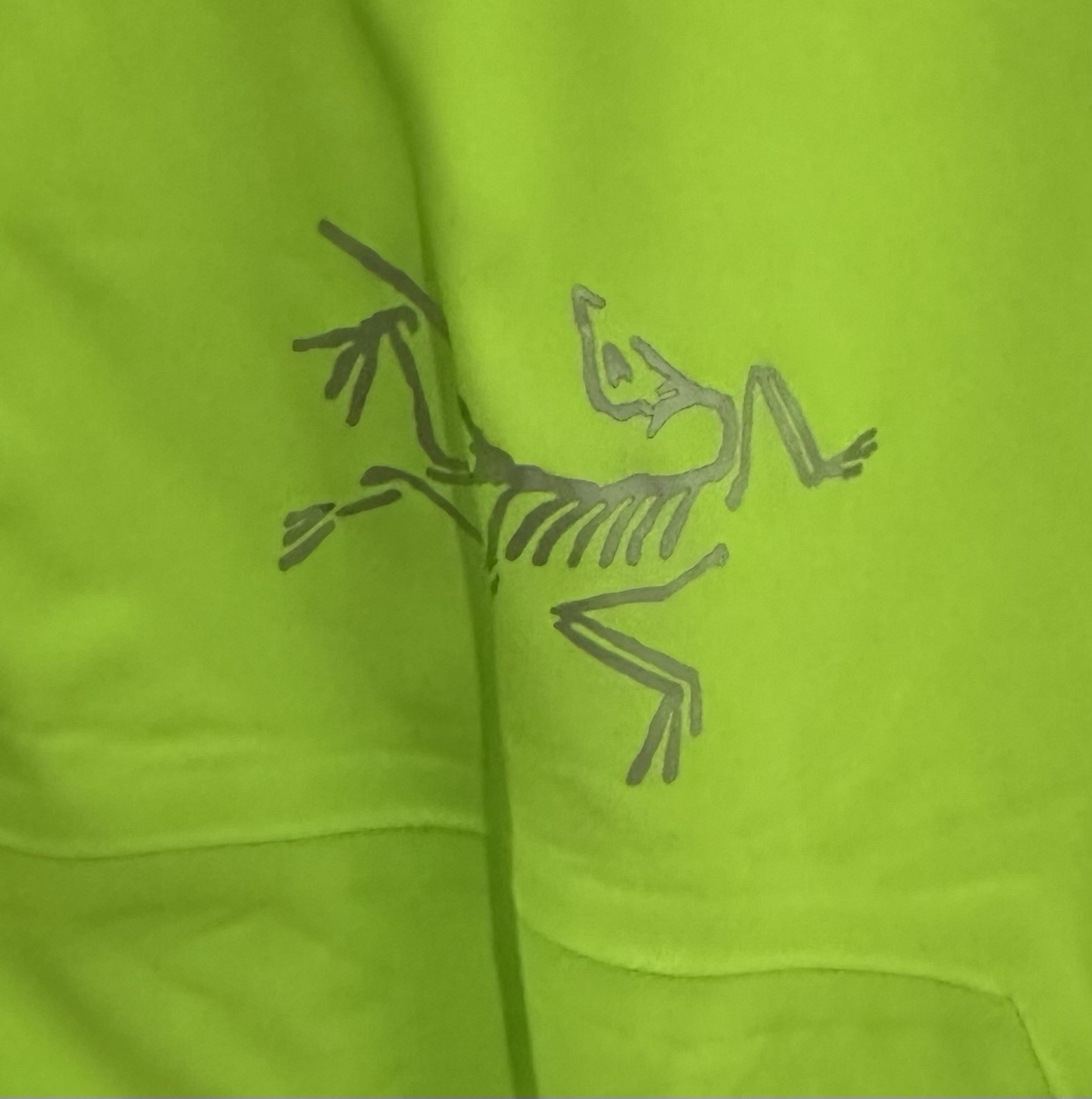 ARC'TERYX Giacca donna isolata Airah Arc’teryx nuova con etichetta. Titanite scura. Grande