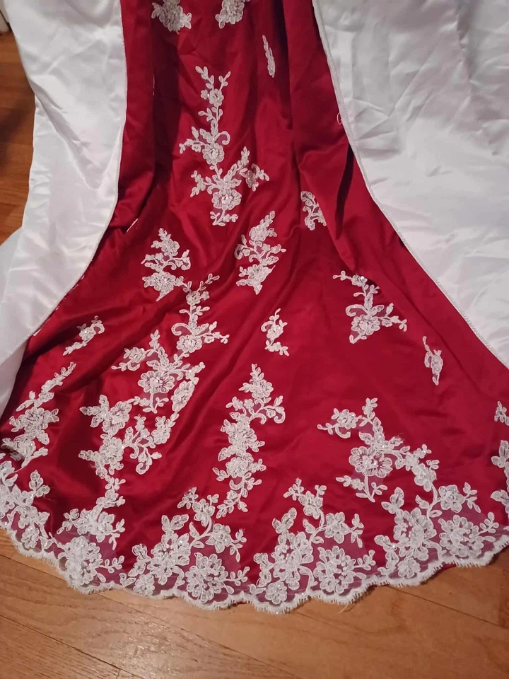 Vestido de novia Alfred Angelo talla 18 marfil-rojo Foto 4 de 4