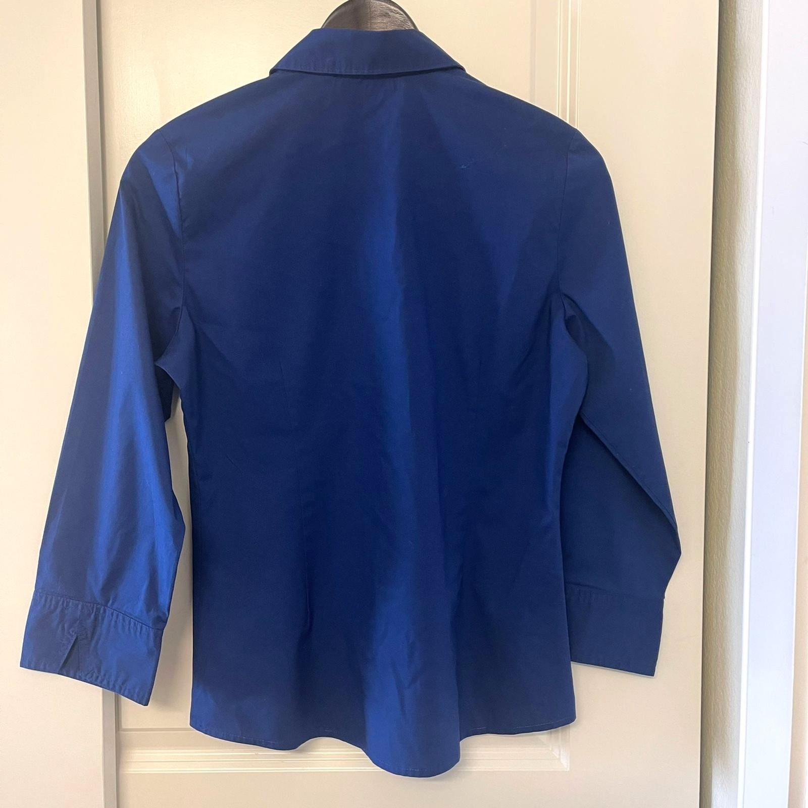 Riders by Lee Women's Easy Care Button Down Business Blouse Blue Shirt Size S thumbnail 3
