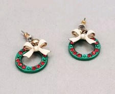 Green Metallic Wreath Red Rhinestone Enameled Bow Holiday Christmas Earrings