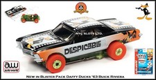 Auto World New Loony Tunes Daffy Duck '63 Buick Riviera Fits Aurora, AW SC363