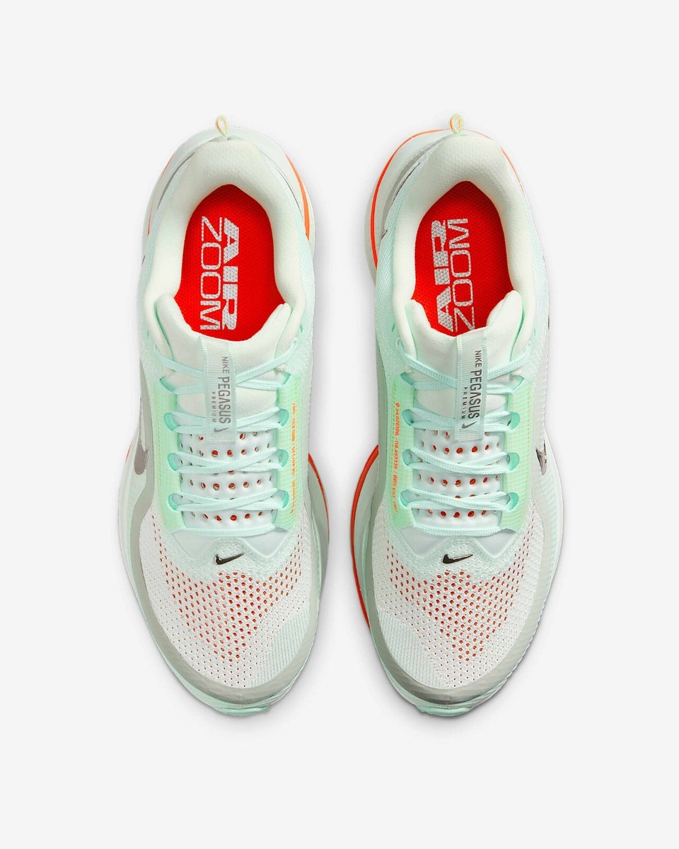 Nike Air Zoom Pegasus Premium Running Shoes Barley Green/Mint