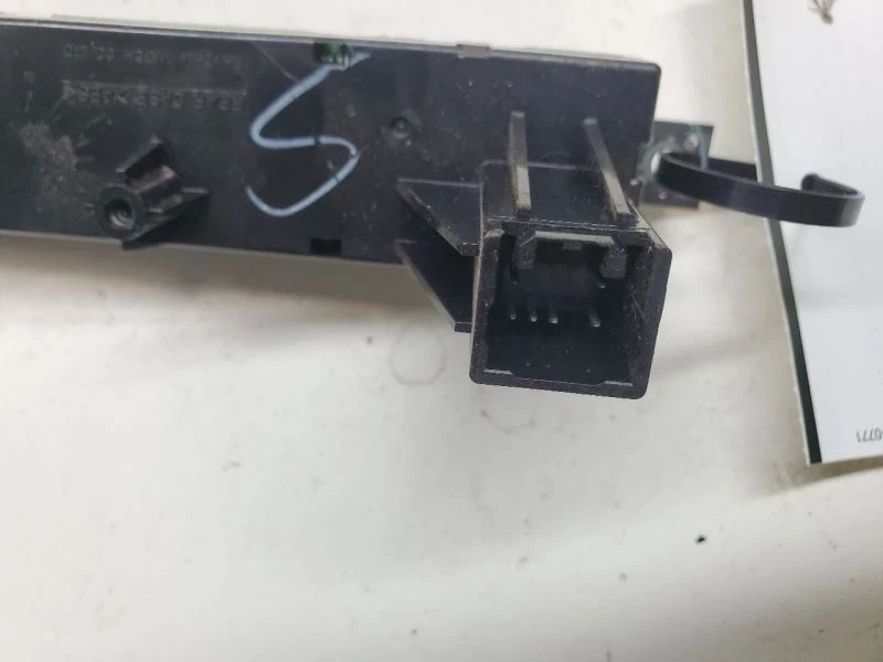 2007-2009, Subaru Outbakleg, pantalla de reloj de tablero central, número de pieza: 85201AG200 Foto 2 de 4