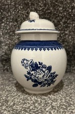 Wedgwood Springfield Georgetown collection sugar bowl and lid
