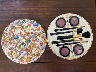 Vintage Markwins Artistic Shades Cosmetics Tin - Never Used