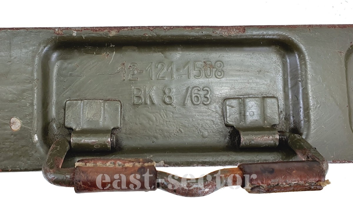 MILITARY VINTAGE METAL AMMO TRANSPORT CAN CASE BOX CONTAINER