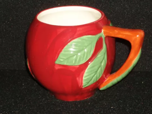 Vintage FRANCISCAN APPLE Sculptured MUG 16 oz PORTUGAL 