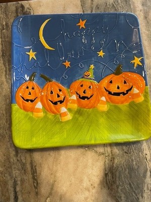 Ceramic Happy Halloween Jack-O-Lantern Candy Corn Moon Stars Plate - 10''