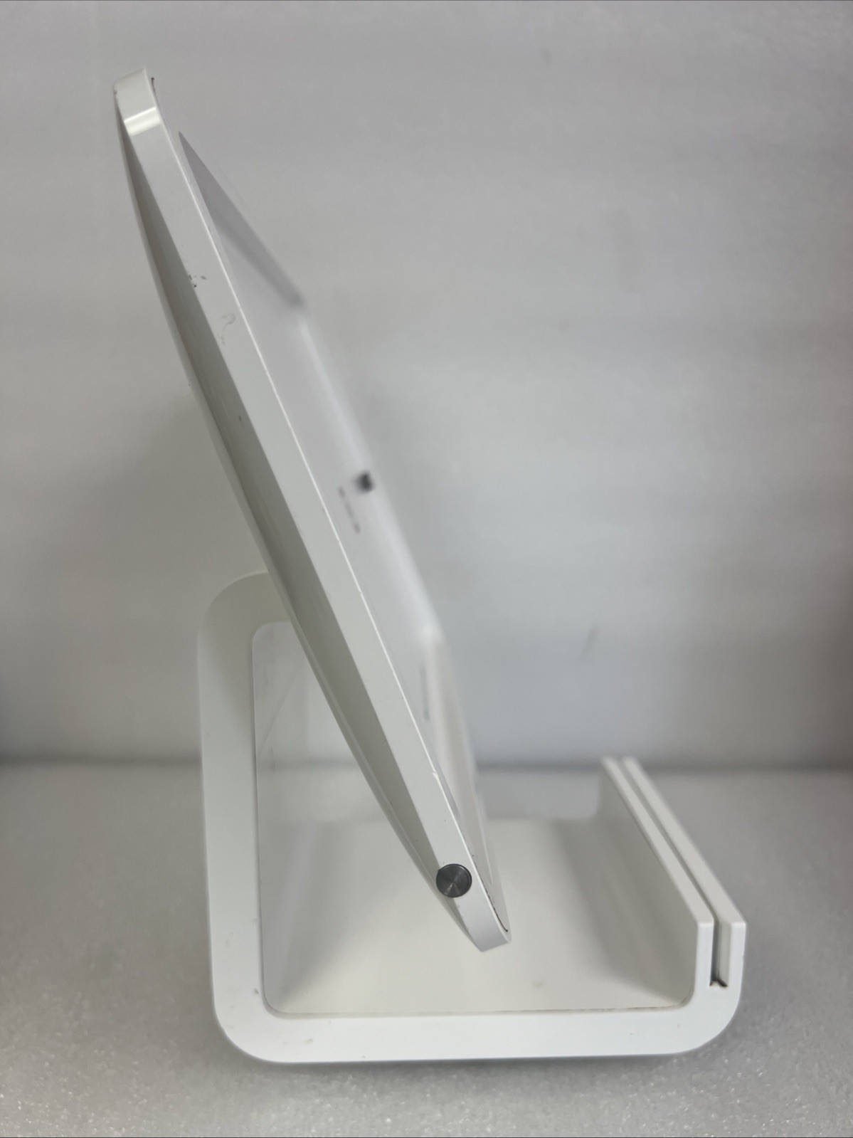 как выглядит Square Stand for iPad Model S089  No Power Adapter  POS Register фото