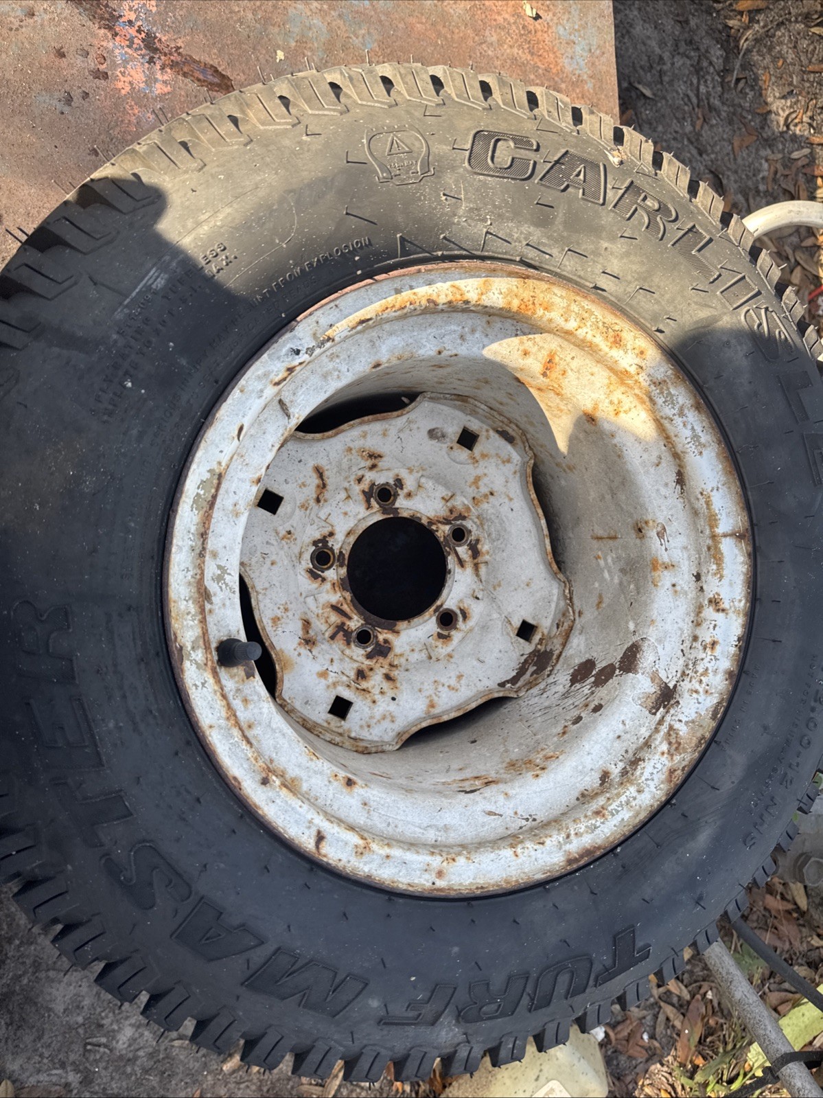 (L66) Toro Workman 3100 Rear Tire 24x12.00-12