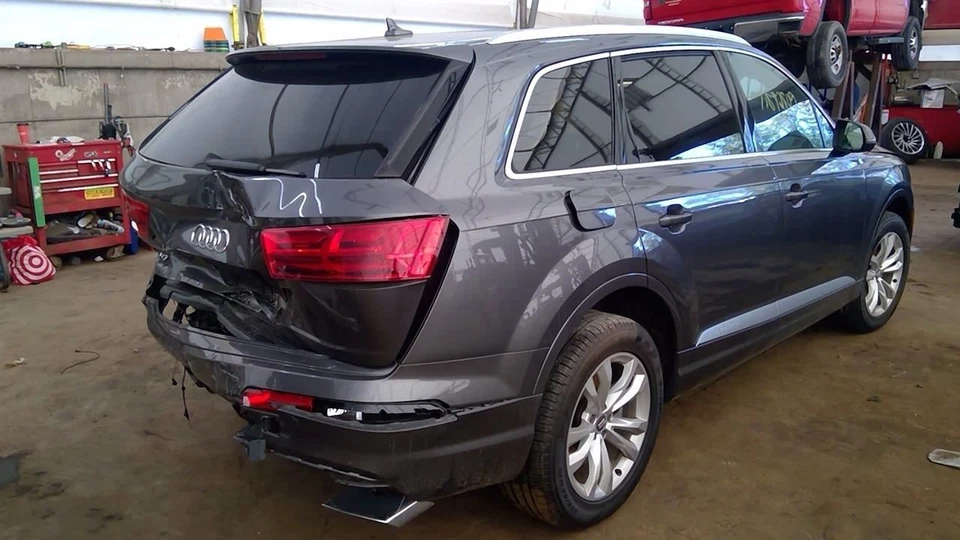 (LOCAL PICKUP ONLY) Driver Left Fender Fits 17-23 AUDI Q7 6795168 - Image 4 of 4