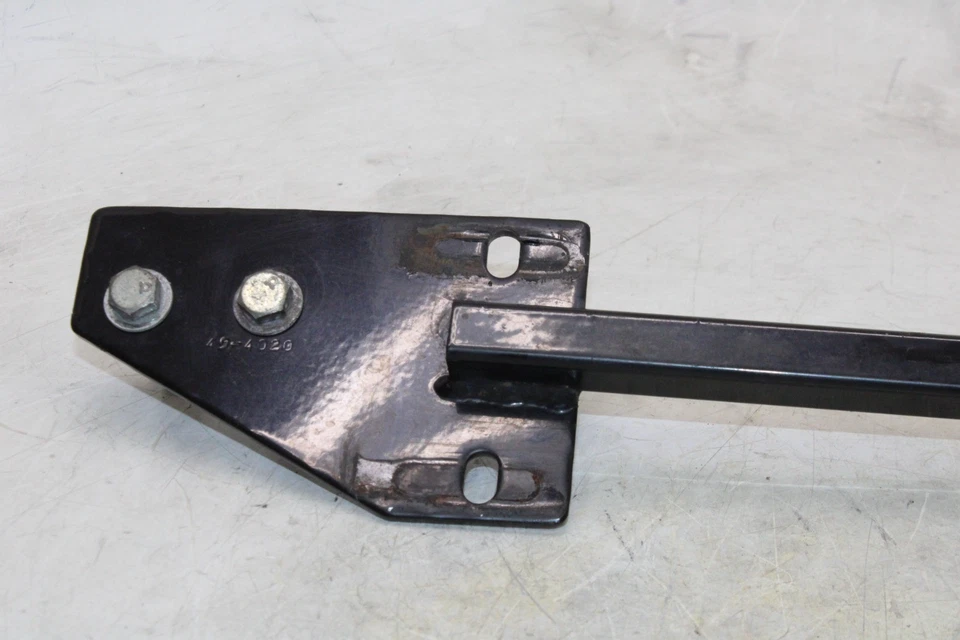 01-14 YAMAHA ROAD STAR XV1600A OEM MUFFLER EXHAUST PIPE BRACKET MOUNT - Image 2 of 4