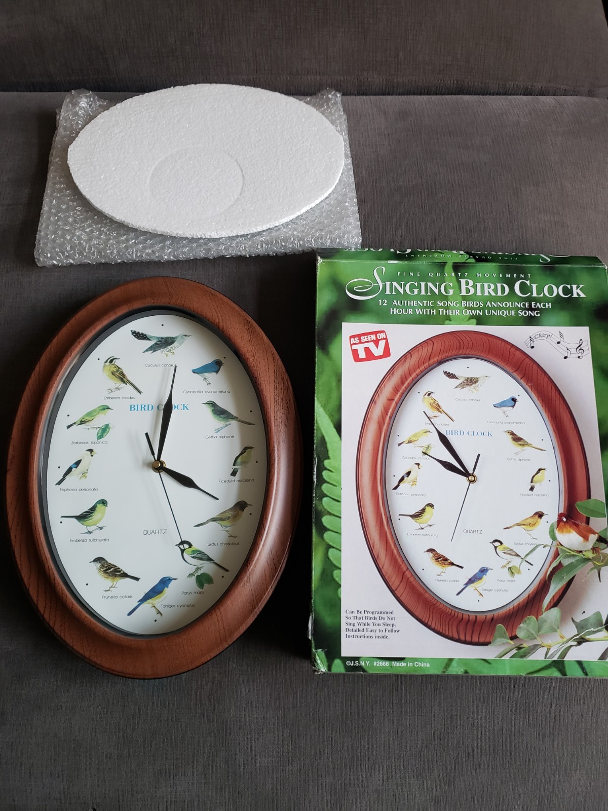 As Seen On Tv Singing Bird Clock Different Song Every Hour RARE! OVAL 16"x12"