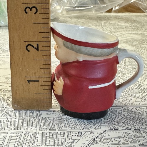 Jarra Goebel de colección roja cardenal fraile tuck monje crema. - Imagen 4 de 4