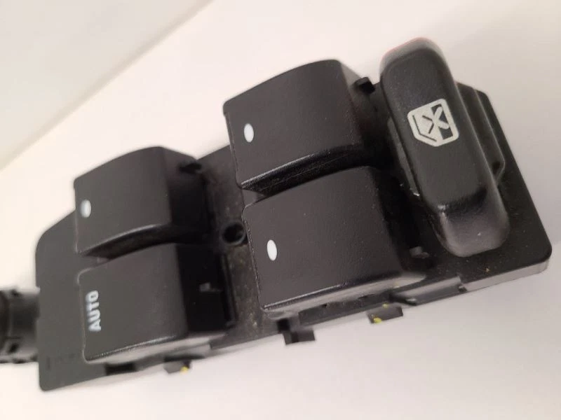 2005-2008 BUICK ALLURE Driver Left Front LH Window Door Switch 15852204 - Изображение 3 из 4