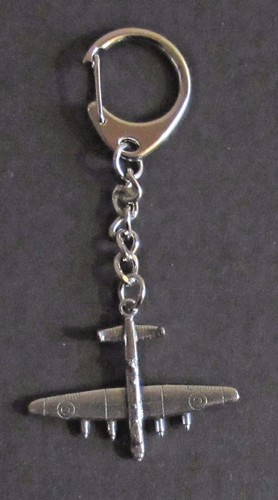 F) KEYRING PEWTER AVRO LANCASTER BOMBER AIRCRAFT WW2 ROYAL AIR FORCE RAF - Picture 2 of 3