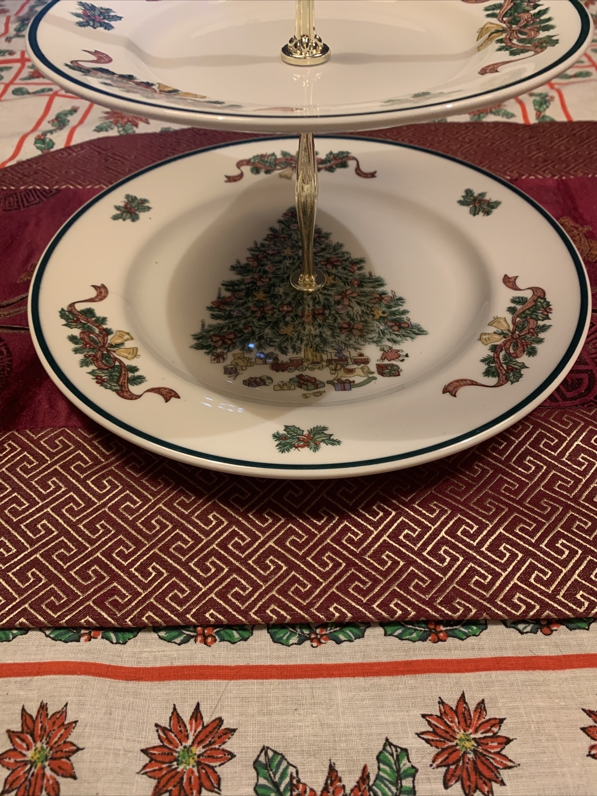 Johnson Brothers Victorian Christmas Tree, 2 Tier Cookie Serving Tray
