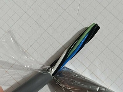 Cavo A Coppia Attorcigliata Isolato Immagine Stock - Immagine Di - Foto 3