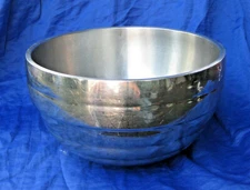 Vollrath 46592 Stainless Steel 6.9-Quart Double-Wall Round Beehive Serving Bowl