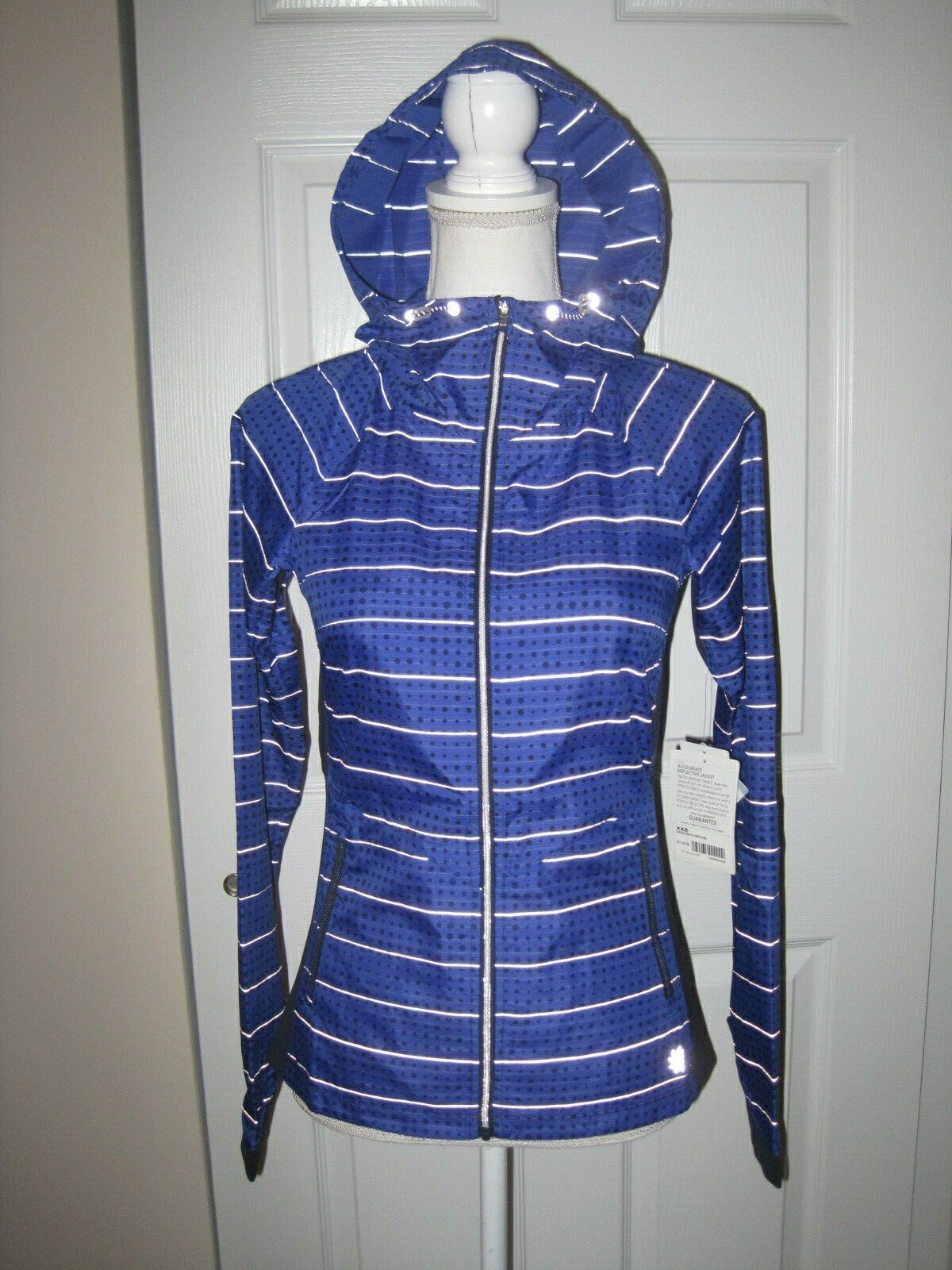 Athleta Accelerate Reflective Running 