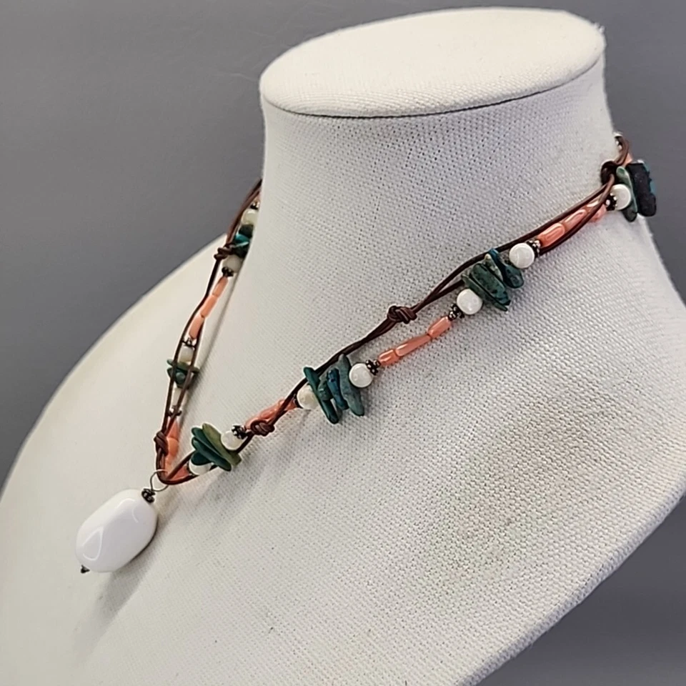 Stone Pendant Necklace Turquoise Howlite Green Chips White Nugget 18" - Image 4 of 4