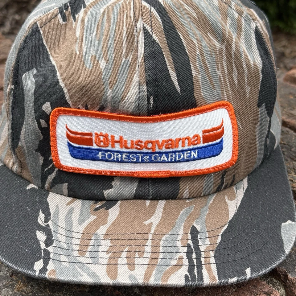Parche de motosierra Husqvarna vintage bosque y jardín camuflaje SnapBack productos K Foto 2 de 4