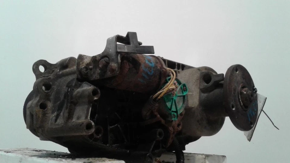 Transfer Case 10 2010 Ford Ranger 4X4 4WD 139K Miles - Image 2 of 4