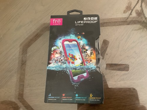 Brand new - LifeProof Fre Waterproof Phone Case For Samsung Galaxy S4 Magenta