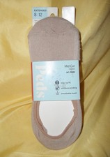 Peds 3 pair Nude Mid Cut No Show Liner Socks Sz 8-12 Light Weight Gel Heel Grip