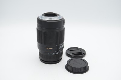 Sigma 70-300mm F/4-5.6 DG Macro Lens for Cannon AF Cameras