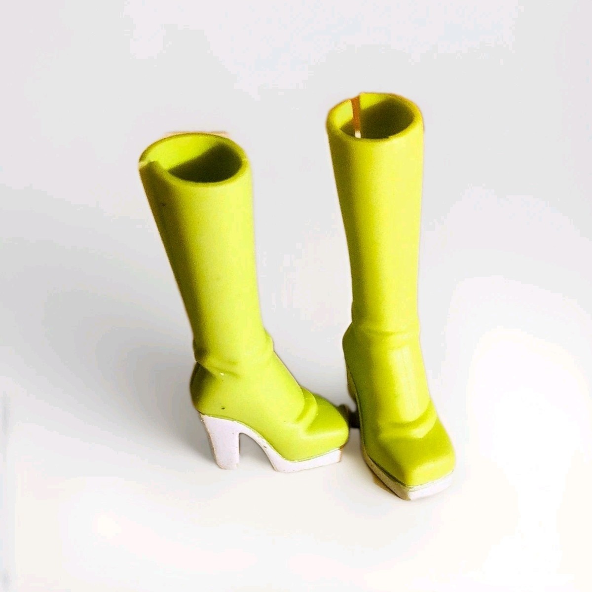 Winx Club Layla Aisha Green Boots Mattel Doll Shoes Replacement