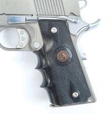Pachmayr 1911 Gov't Signature Wrap-Around Rubber Grip with Finger Grooves -05008