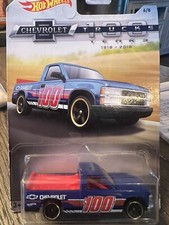 HOT WHEELS 100 TRUCK YEARS 6/8 CHEVY 1500