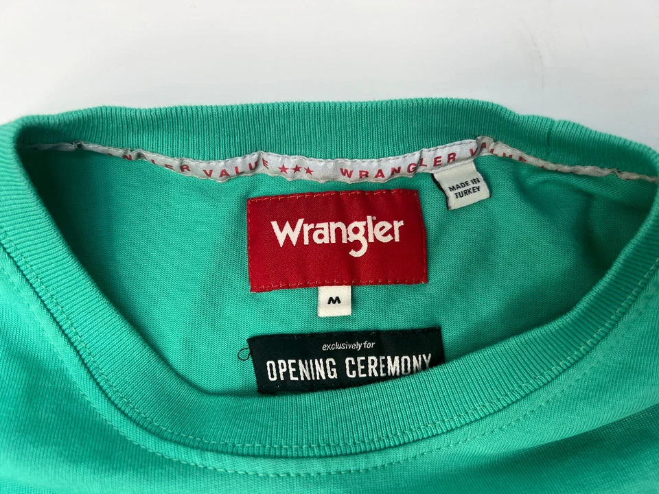 Camisa Ceremonia de Apertura Exclusiva Wrangler Value 2019 Otoño/Invierno Talla Mediana Foto 4 de 4