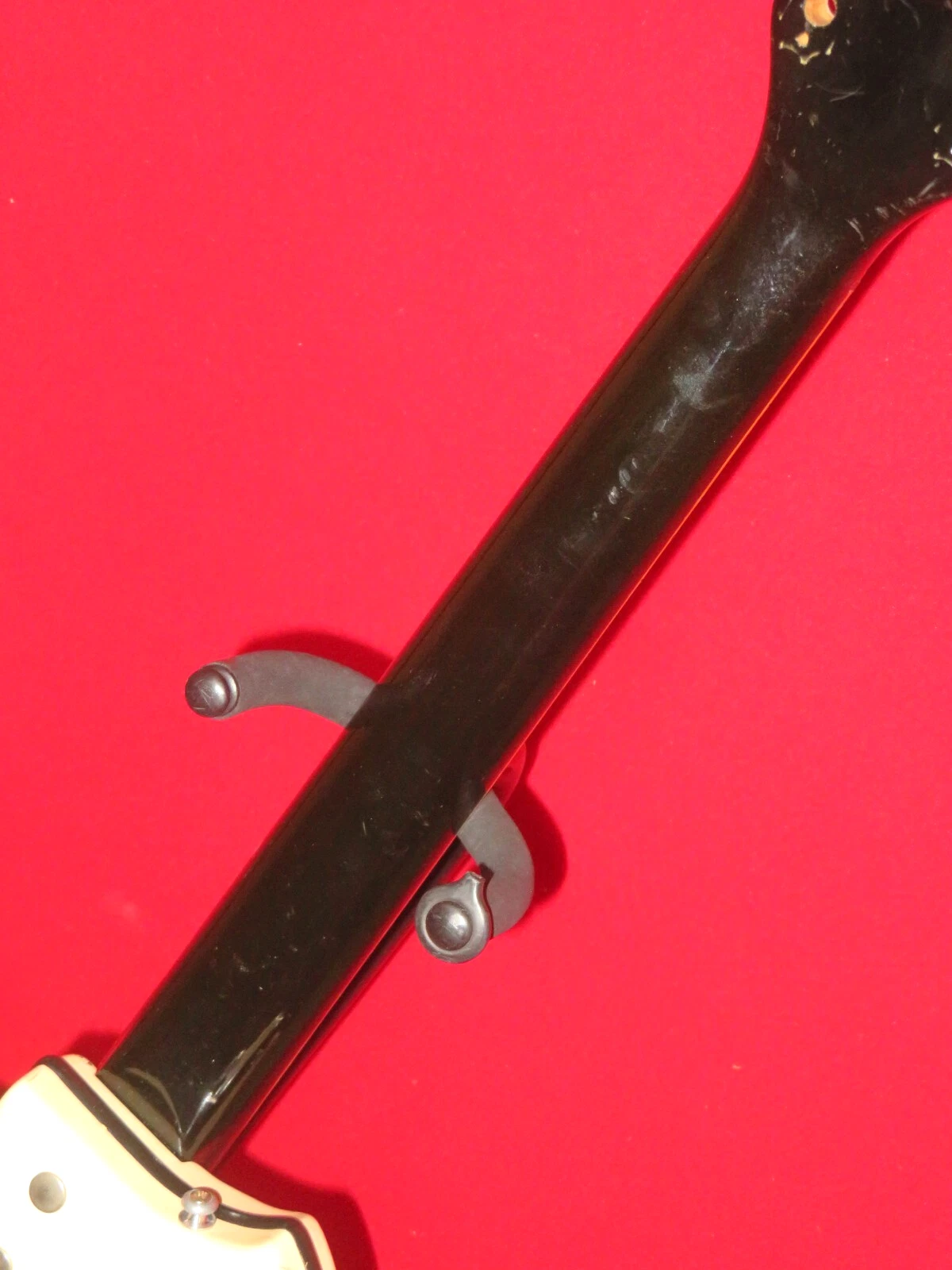 Picture 5 of 9