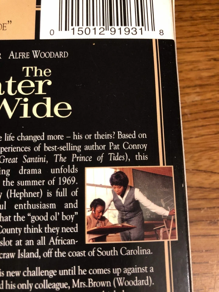 The Water Is Wide VHS Used Movie VCR Video Tape Julianne Nicholson RARE - Image 3 of 4