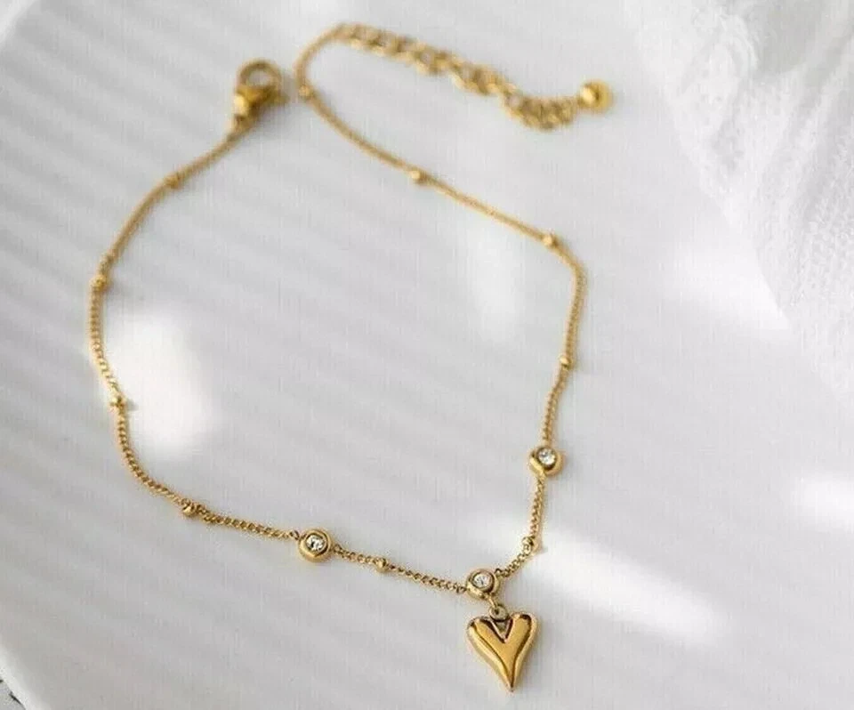 Tobillera de belleza para mujer de diamante simulado de corte redondo de 1,50 quilates enchapada en oro amarillo de 14 quilates Foto 3 de 4