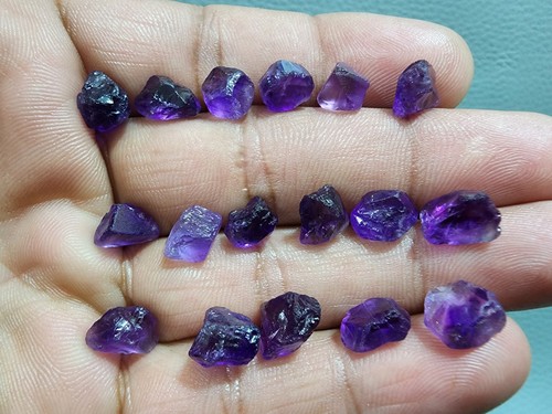 AAA+ 17 Pcs Purple Amethyst Rough Chunks Size 7-10 MM Crystal Amethyst Gemstone - Picture 4 of 9