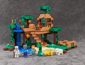 LEGO Minecraft: The Jungle Tree House (21125) Used,Complete, No box/manual, Ret