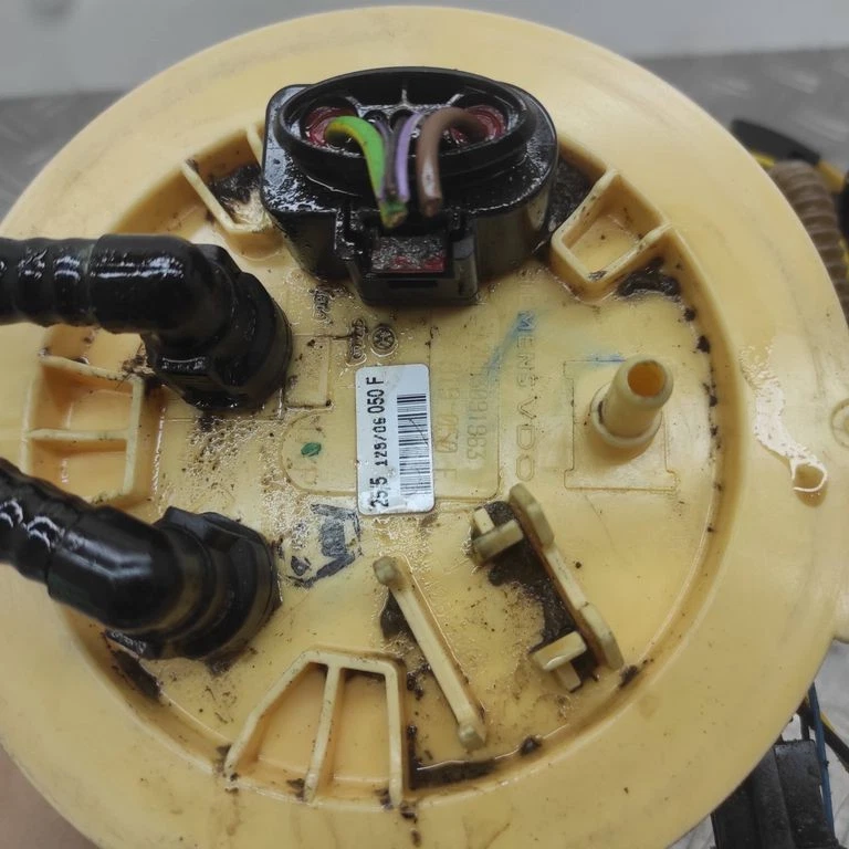 Bomba de combustible en depósito Audi A6 C6 2007 4F0919050F A2C53091963 165kW RVP25408 - Imagen 3 de 4