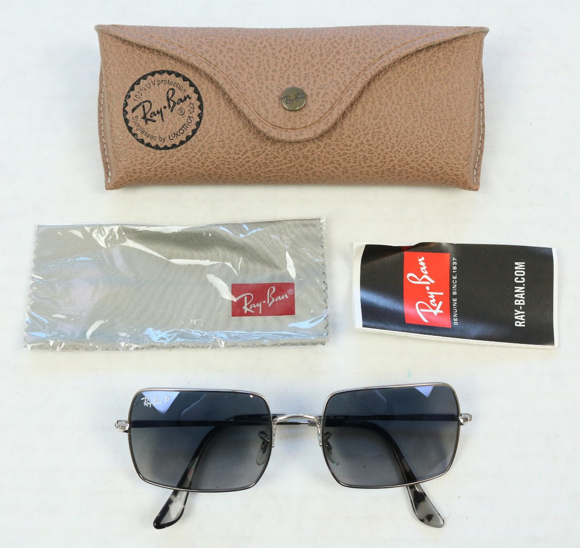 RAY-BAN 1969 Rectangle 9149/78 Gradient Polarized… - image 1