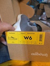 Allbirds Tree Runner Women  s Black Knit Low Top Lace-Up Sneakers